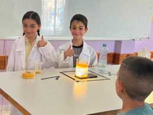 “التربية” و”اليونيسف” تطلقان فعاليات المدارس الصيفية ومدارس “STEM”
